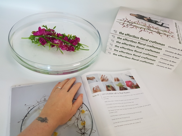 The effortless floral craftsman by Christine de Beer The effortless floral craftsman by Christine de Beer