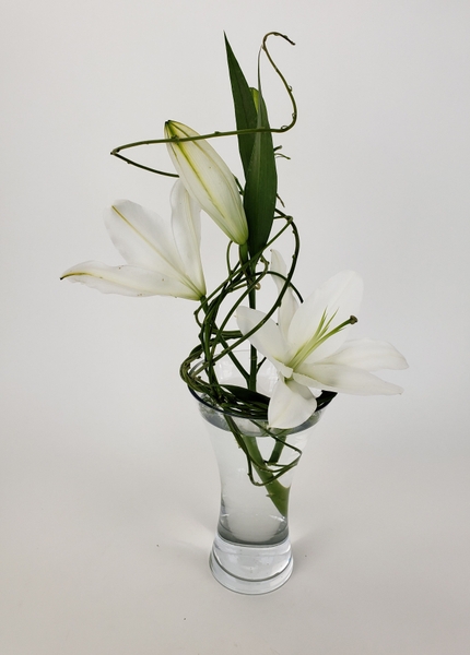 How to make a zero waste and sustainable floral design without using oasis floral foam How to make a zero waste and sustainable floral design without using oasis floral foam
