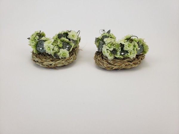 How to make grass slippers How to make grass slippers