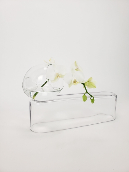 A lesson in letting be floral design by Christine de Beer A lesson in letting be floral design by Christine de Beer