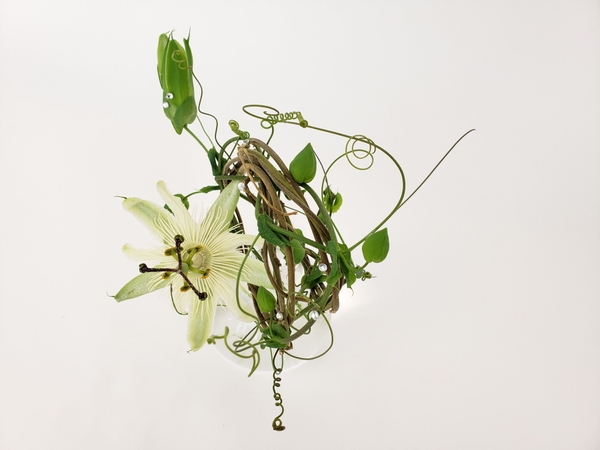 Summer flower arranging ideas that are original and unique Summer flower arranging ideas that are original and unique