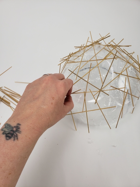 Make sure each reed is connected Make sure each reed is connected